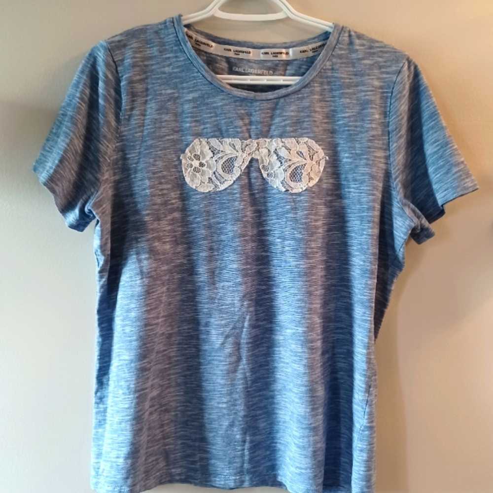🎉Host Pic🎉Karl Lagerfeld Sunglasses T-Shirt